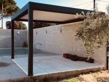Installation d'une pergola bioclimatique sur la commune de MAZAN (84)