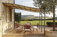 Installation de pergola traditionnelle